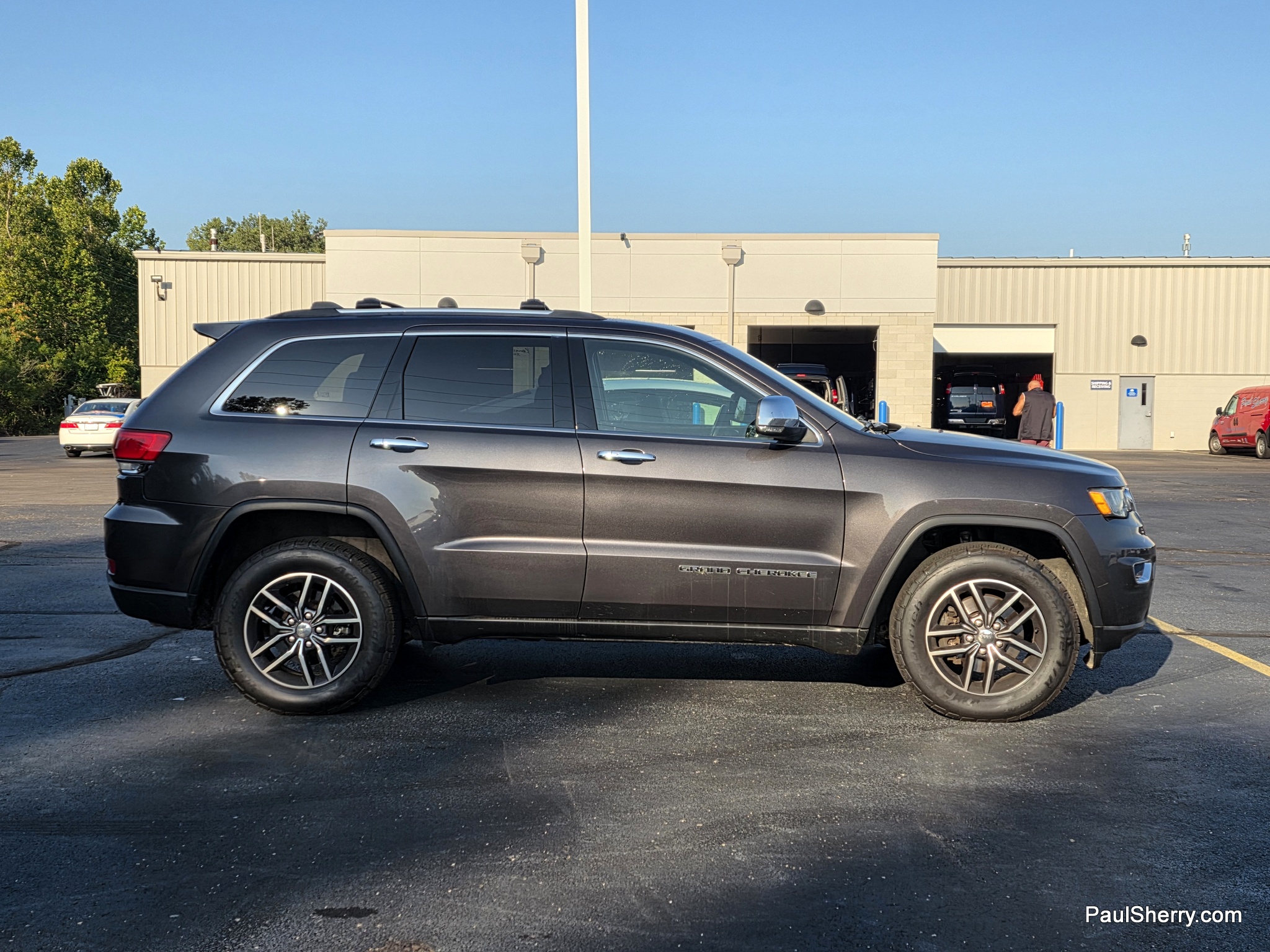 jeep grand cherokee 2018 1C4RJFBG9JC257806 image jeep grand cherokee 2018 1C4RJFBG9JC257806 image